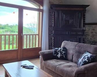 La Sagnarde Loubressac Terrasse intime - Loubressac - Living room