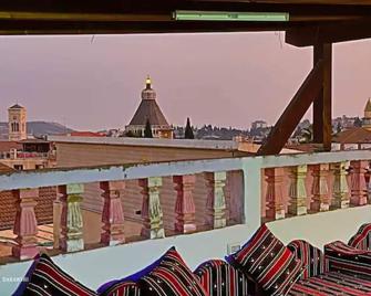 Daher Guest House Nazareth - Nazareth - Balcony