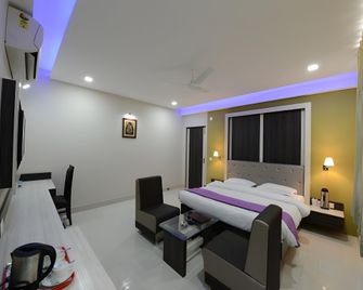 Hotel Heeralal - Bikaner - Спальня