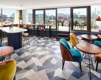 Fun at Dublin Zoo! Two Contemporary Accommodations in Downtown Dublin! - Mount Merrion - Restaurant