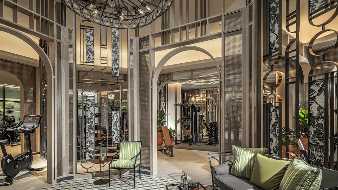 Four Seasons Hotel Singapore
