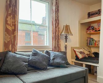 Market View - Ashbourne - Living room