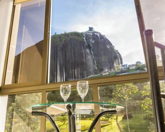 Hotel Bahia Del Faro - Guatapé - Balcón