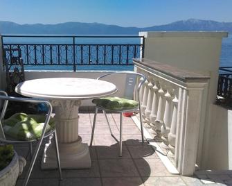 Vrisak Veli in Brist - Podaca - Balkon