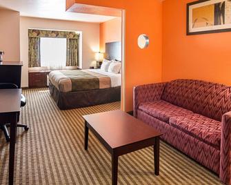 Econo Lodge Inn and Suites Natchitoches - Natchitoches - Rakennus