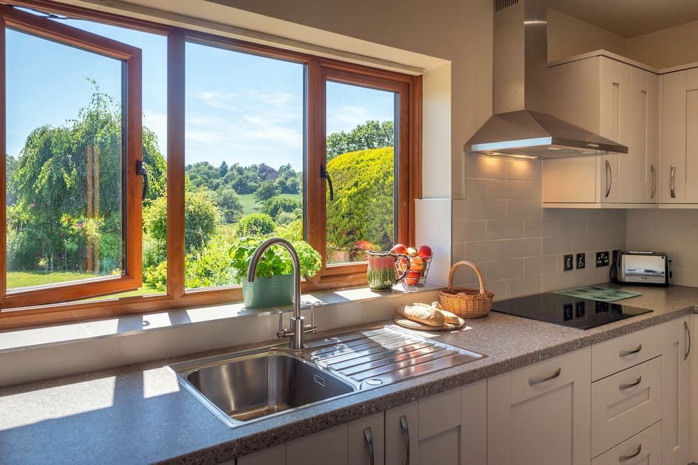 The Dinney Bed & Breakfast - Bridgnorth - Kitchen