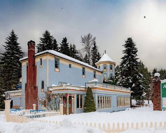 Alexander's Lodge (1 Queen bed, Breakfast Included) - Ashford - Bâtiment