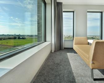 Van der Valk Hotel Nijmegen-Lent - Nimwegen - Wohnzimmer