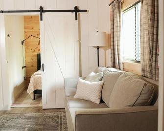 The Bellefonte Campground - Bellefonte - Living room