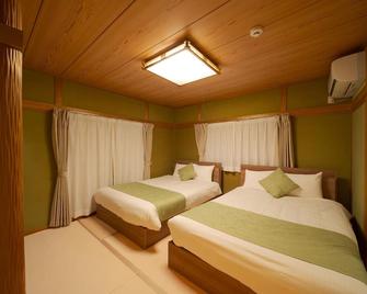 Davides House Room 201 3LK Up to 9 ppl / Yufu Oita - 由布市 - 臥室