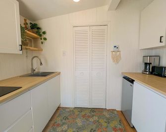 Chalet Studio #3 Waterfront With Spa Fir - Cap-Saint-Ignace - Cuisine