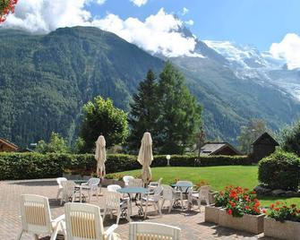 La Savoyarde - Chamonix - Patio