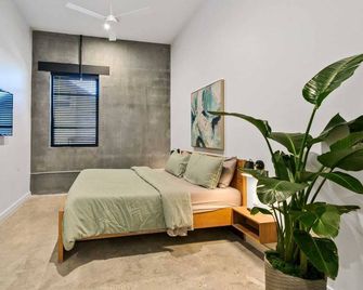 Claudia - Unit 4 | Sense of Calm and Relaxation, Walking Distance to the Excitem - Nova Orleans - Habitació