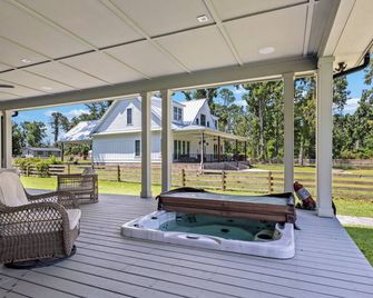 Cherry Lake Serenity: A Lakefront Retreat - Madison