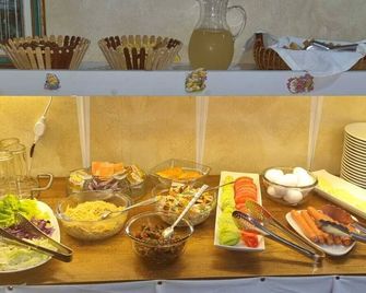 The Sindh Hostel Tbilisi - Tbilisi - Buffet