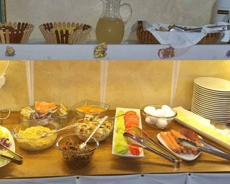 The Sindh Hostel Tbilisi - Tiflis - Buffet
