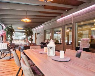 Kartanohuoneisto pekka by Interhome - Runni - Comedor