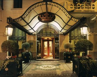 Andreola Central Hotel - מילאנו - לובי