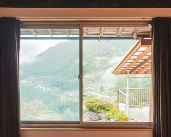 Kominka Glamping Matoba - Miyoshi - Balkon
