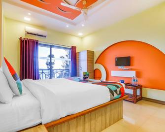 Fabexpress S Ramada - Wai - Bedroom