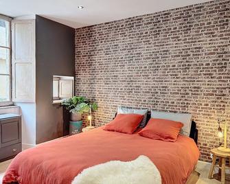 Studio Evasion Ardéchoise - Villeneuve-de-Berg - Chambre