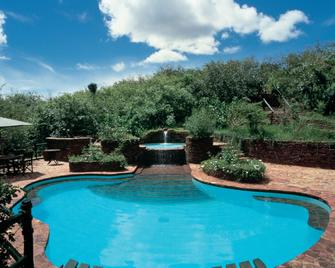 Kirawira Serena Camp - Serengeti - Piscina