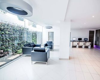 Pierre & Vacances Mallorca Deya - Recomendado para adultos - Santa Ponsa - Lobby