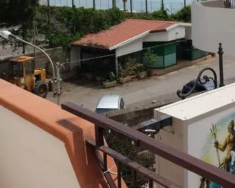La Finestra sul Mare - Letojanni - Balcón