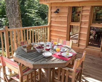 Luxury Cabin With Spa In Trees - La Bussière - Balcón