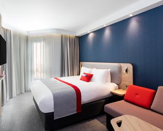 Holiday Inn Express Belfast City By IHG - בלפאסט - חדר שינה