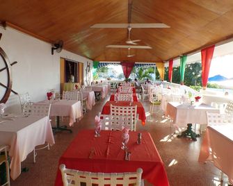 Seagull Beach Studio At Montego Bay Club Resort - Montego Bay - Restaurang