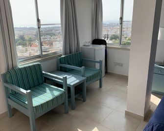 فندق أكسيوثيا - بافوس - غرفة معيشة