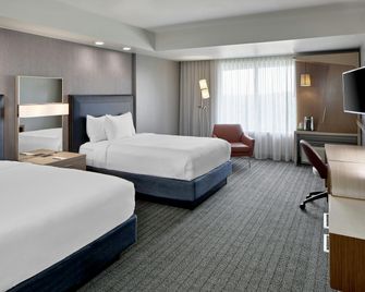 Courtyard by Marriott Atlanta NE/Duluth Sugarloaf - דולות' - חדר שינה