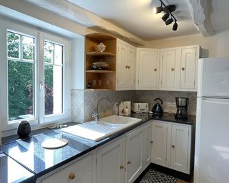 Gîte Les Camélis - Tourtoirac - Cuisine