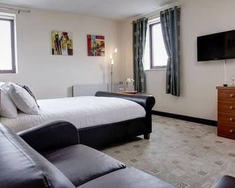 Hotel St Pierre, Sure Hotel Collection by Best Western - Wakefield - Bedroom