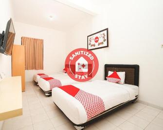 OYO 485 Marcello Residence - Surabaya