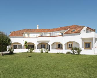 Quinta Do Moinho De Vento - Racket & Country Club - Duna Parque Resorts & Hotels - Vila Nova de Milfontes - Edificio