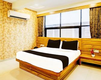 Hotel O Vitthalapur formerly Vitthal Palace - Mahesāna - Habitación