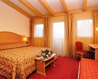 Hotel Europa - Moena - Habitación