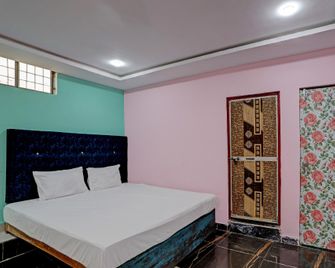 OYO Hotel Gupta - Jabalpur - Bedroom