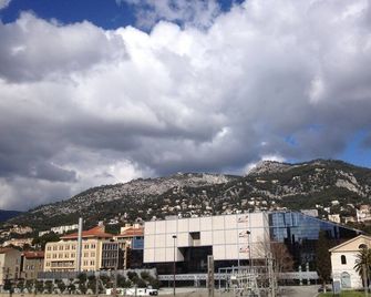 Au Nouvel Hotel - Toulon - Venkovní prostory