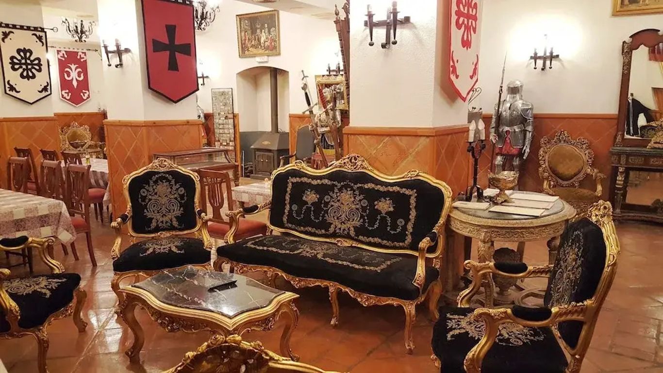 أوتيل رورال أوسبيديريا ديه لوس كالاترافوس