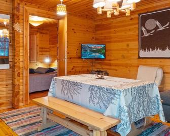 Holiday Home Tunturitupa kuolpuna by Interhome - Raattama - Comedor