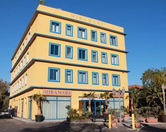 Miramare Hotel - קטאניה - בניין