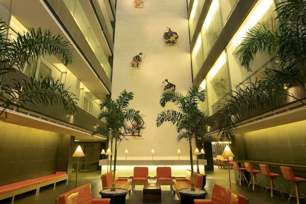 سويس-بلين ميدان - ميدان - ردهة