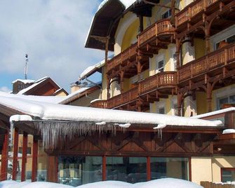 Post-Hotel - Mittenwald - Byggnad