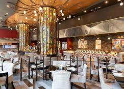 Grand Millennium Al Wahda - Abu Dhabi - Restaurant