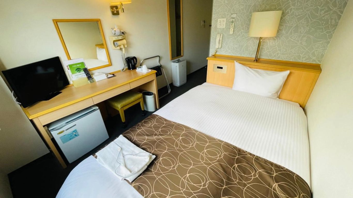 醫大前綠色酒店 - 佐賀