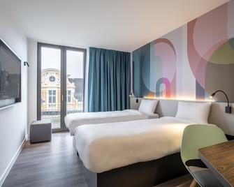 B&B HOTEL Gent Centrum - Ghent - Bedroom