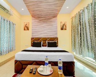 Hotel O Royal Inn - Cuttack - Bedroom